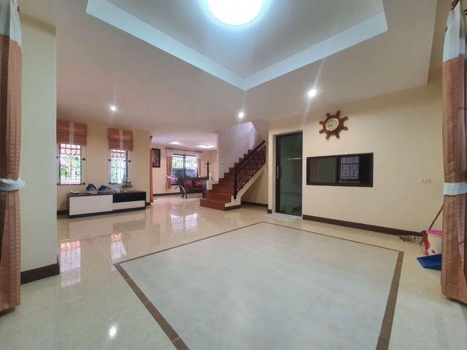 picture Second-hand detached house for sale, Country Park 3 project, Nong Mon Bypass, Bangsaen, Chonburi - 4/19