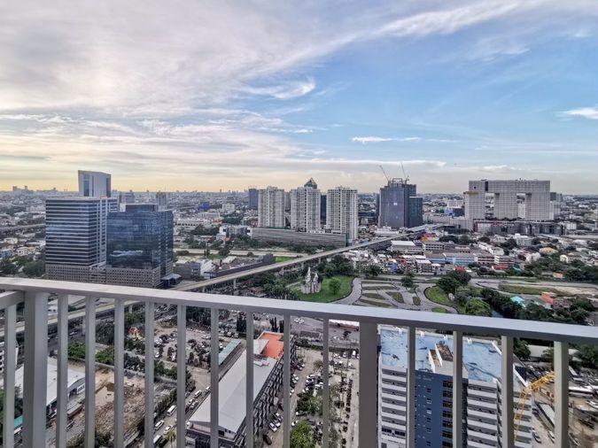 picture Abstract. 1bed 46sqm. Have 2 balcony! Line id: @pfagent - 17/17