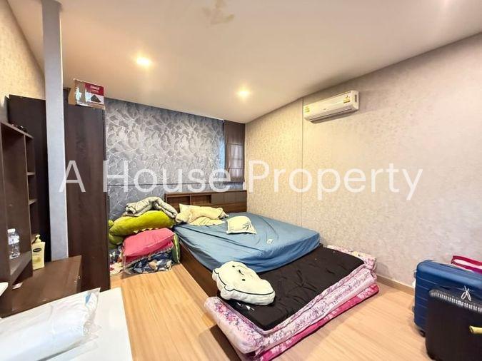 picture Single house for sale with restaurant business, community area, Ao Udom, Sriracha, Chonburi - 16/20
