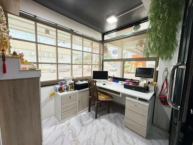 picture Single house for sale with restaurant business, community area, Ao Udom, Sriracha, Chonburi - 11/20