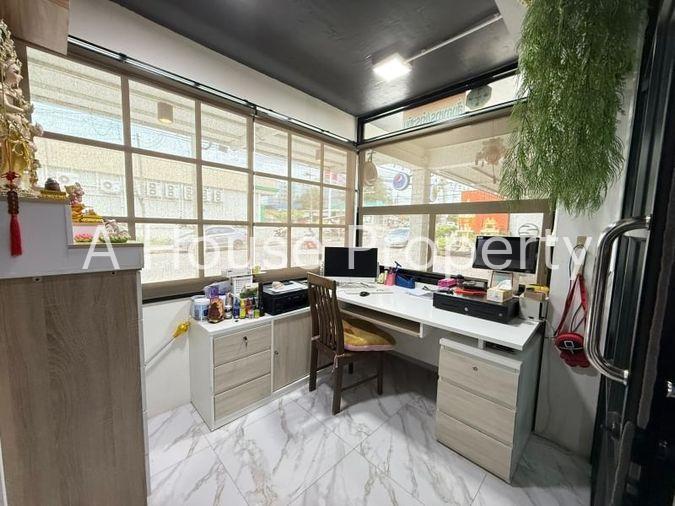picture Single house for sale with restaurant business, community area, Ao Udom, Sriracha, Chonburi - 11/20