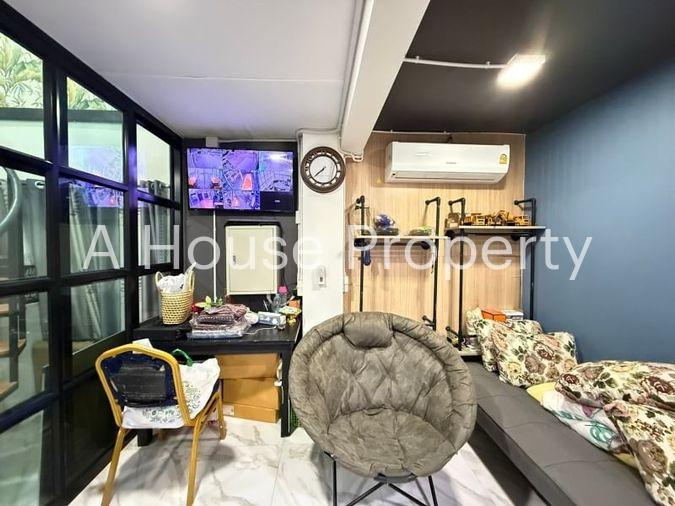 picture Single house for sale with restaurant business, community area, Ao Udom, Sriracha, Chonburi - 12/20