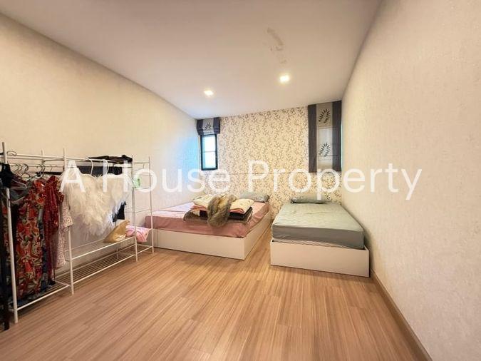 picture Single house for sale with restaurant business, community area, Ao Udom, Sriracha, Chonburi - 15/20