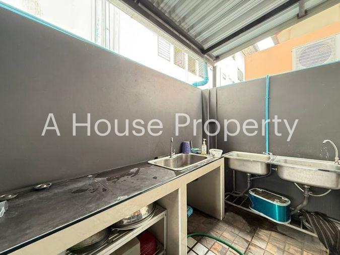 picture Single house for sale with restaurant business, community area, Ao Udom, Sriracha, Chonburi - 9/20
