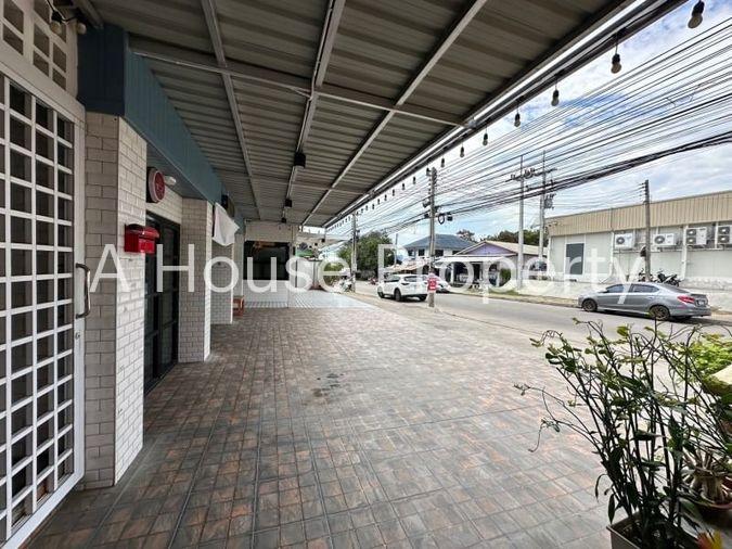 picture Single house for sale with restaurant business, community area, Ao Udom, Sriracha, Chonburi - 2/20