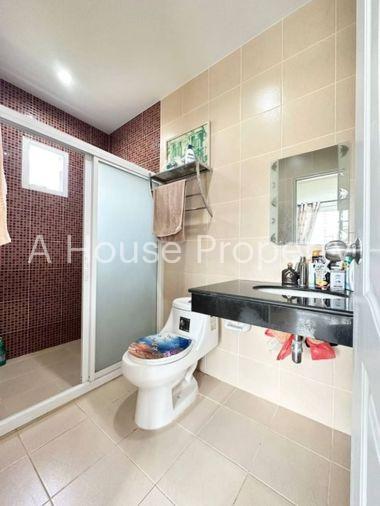 รูป ขายบ้านเดี่ยว 2 ชั้น โครงการ หมู่บ้านศรีนครินทร์ ศรีราชา ชลบุรี - รูปที่ 10/20