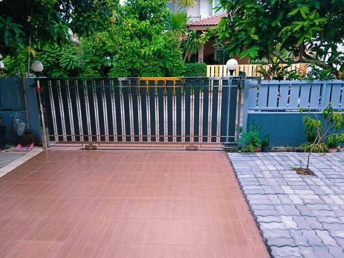 รูป ขายบ้านเดี่ยว 2 ชั้น โครงการ หมู่บ้านศรีนครินทร์ ศรีราชา ชลบุรี  - รูปที่ 18/20