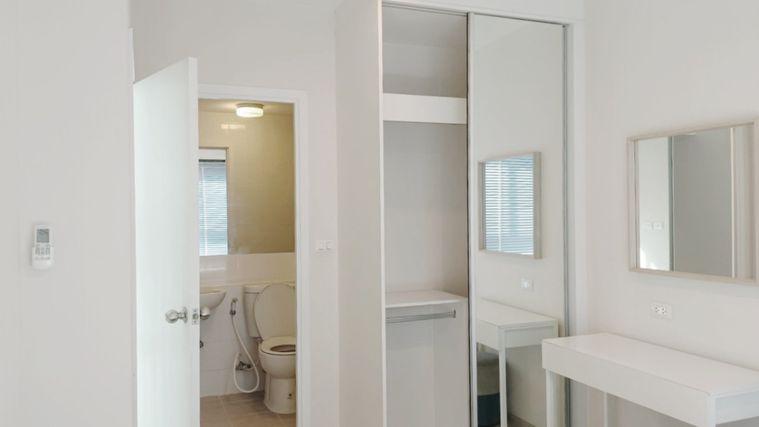 picture For rent Plum Condo Central Station Phase 1 Ready to move in (DSAA664) - 2/9