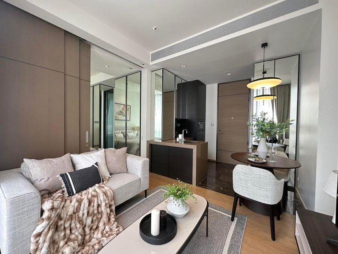 รูป 28 Chidlom | BTS Chidlom | ให้เช่า 1 bed ห้องเพิ่งโอน ราคาโดนใจ เฟอร์นิเจอร์ Chanintr #Hl #202309061729 #MKT - รูปที่ 2/4