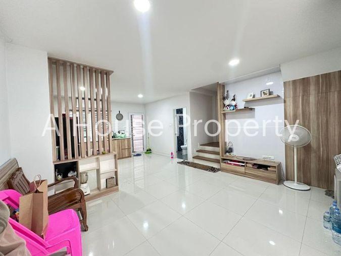 picture For sale: 2-storey townhouse, Manirin Modern Home project, Bang Phra, Sriracha, Chonburi - 3/19