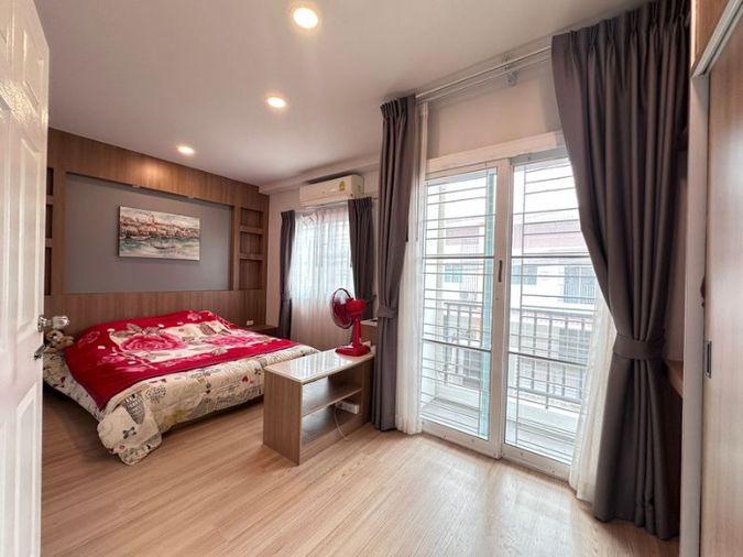 picture For sale: 2-storey townhouse, Manirin Modern Home project, Bang Phra, Sriracha, Chonburi - 11/19