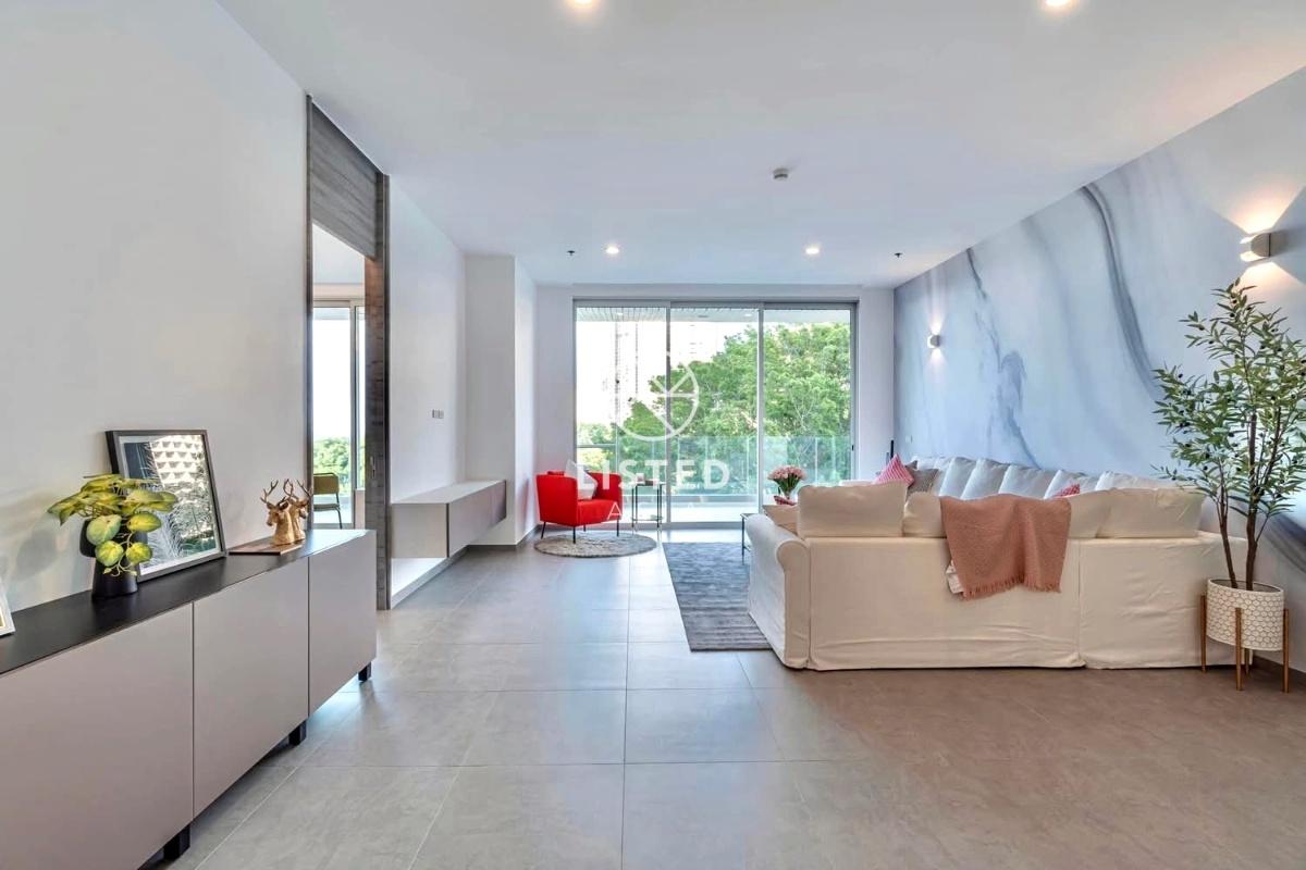 picture The Cove Pattaya Beachfront Condo for Sale - 3/16