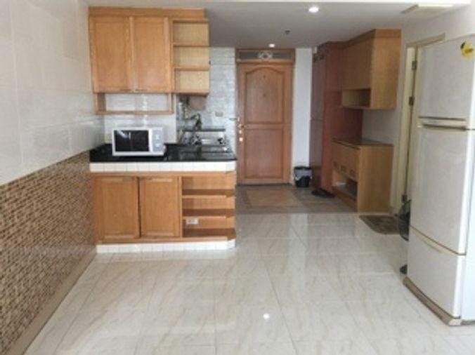 picture G8450🚨中国客户，请加微信。(在联系方式的旁边)For rent Supalai Park Paholyothin 21 🅻🅸🅽🅴❤️💜@condopremium💜❤️Ready to move in ⬛🟨 📞 065 695 3645🟨⬛ - 7/11