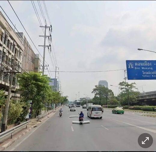 รูป ที่ดินพร้อมสิ่งปลูกสร้างติดถนนวิภาวดีรังสิต - รูปที่ 1/4
