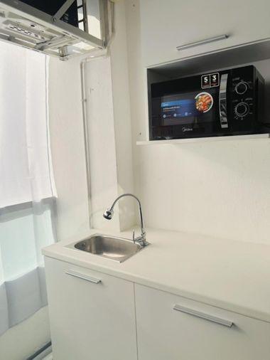 picture G8462🚨中国客户，请加微信。(在联系方式的旁边)For rent B.R. Condo 🅻🅸🅽🅴❤️💜@condopremium💜❤️Ready to move in ⬛🟨 📞 065 695 3645🟨⬛ - 7/12