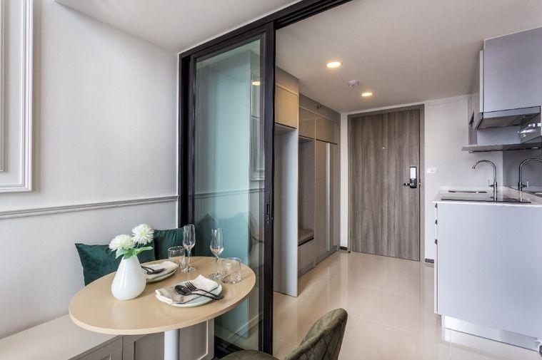 picture G8443💛中国客户，请加微信。(在联系方式的旁边)For rent KnightsBridge Space Ratchayothin 🅻🅸🅽🅴❤️💜@condopremium💜❤️Ready to move in ⬛🟨 📞 065 695 3645🟨⬛ - 13/20