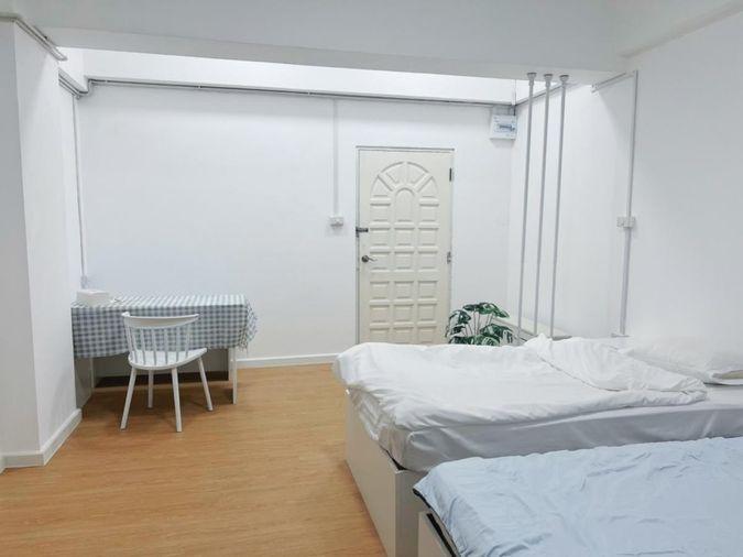 picture G8462🚨中国客户，请加微信。(在联系方式的旁边)For rent B.R. Condo 🅻🅸🅽🅴❤️💜@condopremium💜❤️Ready to move in ⬛🟨 📞 065 695 3645🟨⬛ - 2/12