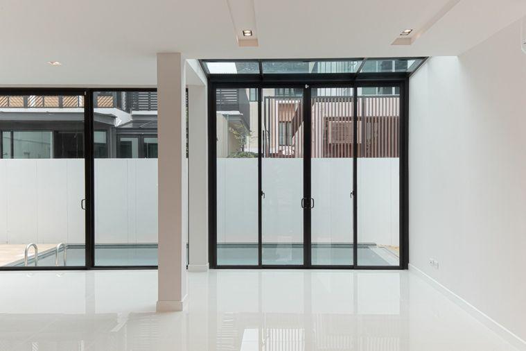 รูป THE AVA RESIDENCE บ้านเดียว LUXURY Modern Tropical บนนถนนสุขุมวิท 77 - รูปที่ 2/9