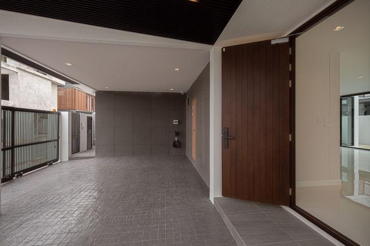 รูป THE AVA RESIDENCE บ้านเดียว LUXURY Modern Tropical บนนถนนสุขุมวิท 77 - รูปที่ 4/9
