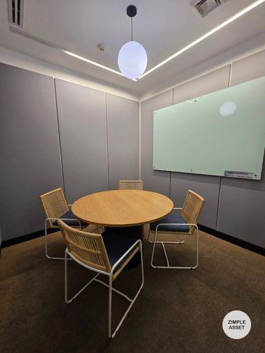picture Premium office space for rent in the city center at Suthi Tower on Phetchaburi Road. Fully equipped with comprehensive office services and facilities. - 8/13