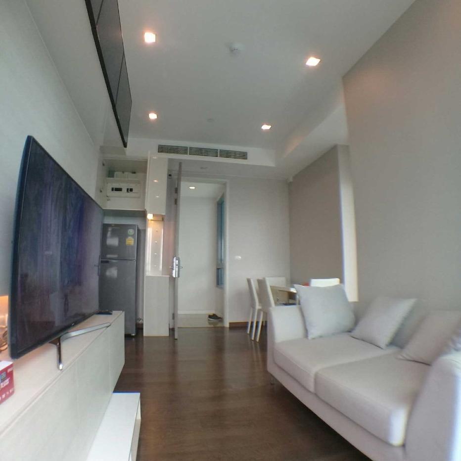 picture G8472💛中国客户，请加微信。(在联系方式的旁边)For rent Q ASOKE 🅻🅸🅽🅴❤️💜@condopremium💜❤️Ready to move in ⬛🟨 📞 065 695 3645🟨⬛ - 3/6