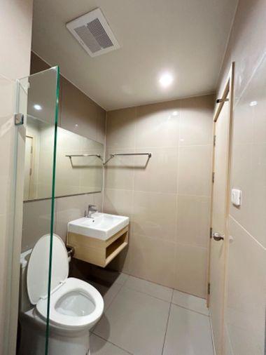 picture G8482💛中国客户，请加微信。(在联系方式的旁边)For rent Nue Noble Ngamwongwan 🅻🅸🅽🅴❤️💜@condopremium💜❤️Ready to move in ⬛🟨 📞 065 695 3645🟨⬛ - 10/12