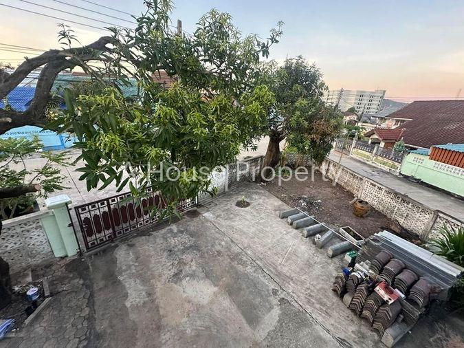 picture Second-hand detached house for sale, Kaokilo Zone, Surasak, Sriracha, Chonburi - 4/15