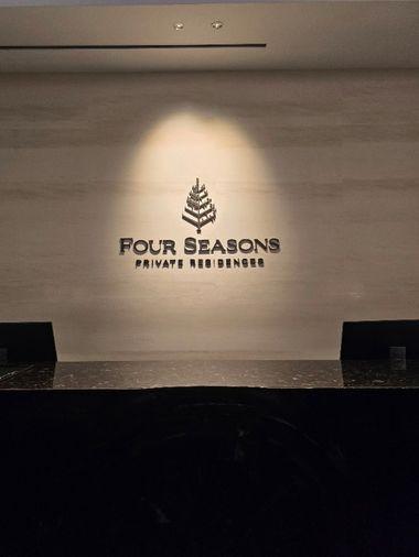 picture River View and ICONSIAM  Four Seasons Private Residences - 50/52