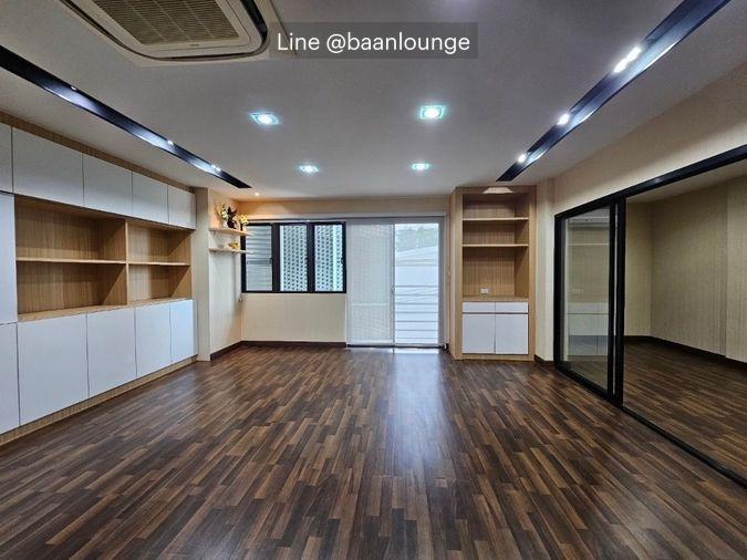 รูป ดิสทริค เอกมัย-รามอินทรา (DISTRICT EKKAMAI-RAMINTRA) - รูปที่ 13/19