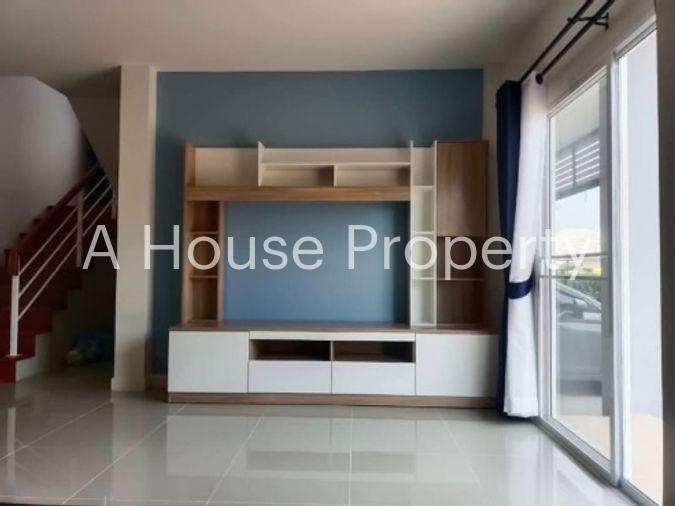 picture Second-hand detached house for sale, Bo Win Buri Village, Soi Wat Bo Win-Yang En, Sriracha, Chonburi - 2/10
