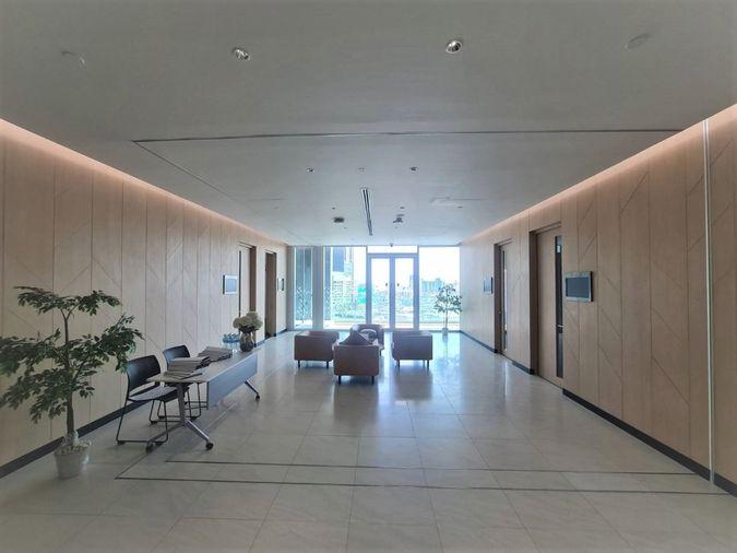 picture Service office space for rent on 66 Tower building in Phra Khanong area, near BTS Udomsuk. Complete facilities and office equipment. - 15/16