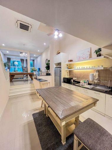 picture For Rent : Casaluna Beach Front : Beautiful house by the sea, beautifully decorated, ready to move in, has a private beach. - 8/21