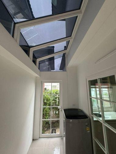 picture Single house for rent ✨ Prestige Future-Rangsit ✨ 4 bedrooms, 3 bathrooms, fully furnished and equipped with appliances - 7/11