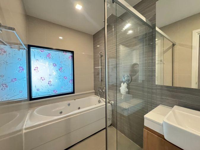 picture For rent: KnightsBridge Sriracha: Duplex 1 Bed 90 sq m, 33rd floor, sea view: near Robinson Sriracha - 22/24