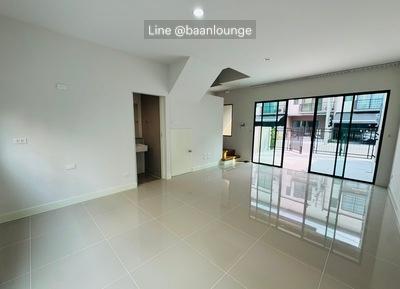 picture Baan Klang Muang, Ratchaphruek-Sathorn - 2/17