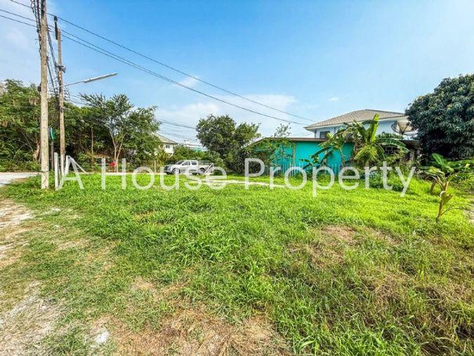 picture Land for sale in the heart of Chonburi, beautiful plot, great location, Ang Sila intersection - 1/11