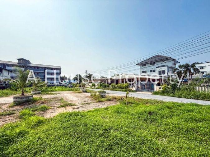 picture Land for sale in the heart of Chonburi, beautiful plot, great location, Ang Sila intersection - 4/11
