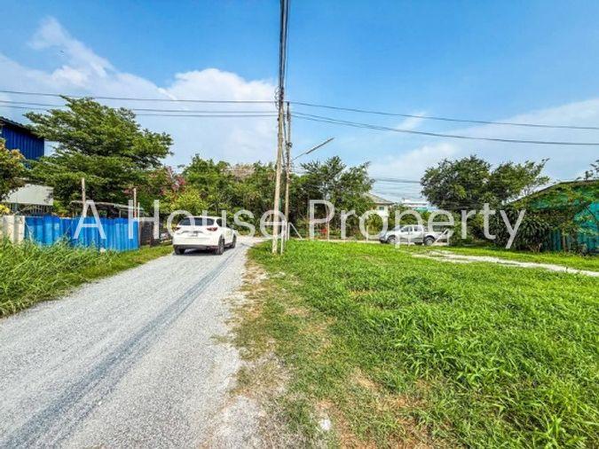 picture Land for sale in the heart of Chonburi, beautiful plot, great location, Ang Sila intersection - 7/11