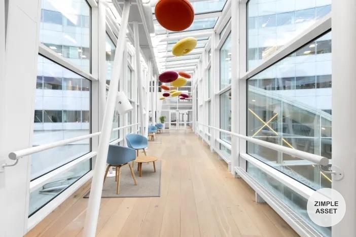 picture Office for rent at M Thai Tower, All Seasons Place, providing services with modern office tools and equipment to help meet work needs efficiently. - 10/11