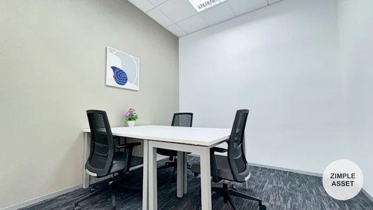 picture Modern Office Space for Rent at The Rice Tower Phayathai this location offers seamless connectivity and unmatched urban convenience. - 1/9