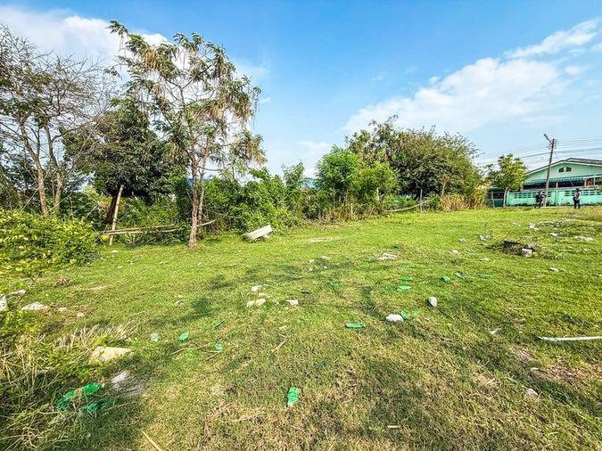 picture Land for sale with buildings, natural atmosphere, community area, Huai Kapi, Chonburi - 16/19