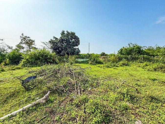 picture Land for sale with buildings, natural atmosphere, community area, Huai Kapi, Chonburi - 11/19