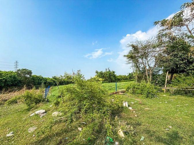 picture Land for sale with buildings, natural atmosphere, community area, Huai Kapi, Chonburi - 17/19