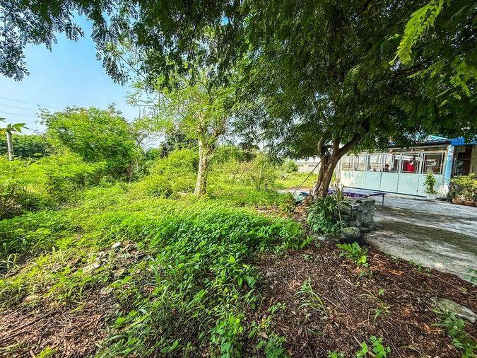 picture Land for sale with buildings, natural atmosphere, community area, Huai Kapi, Chonburi - 8/19