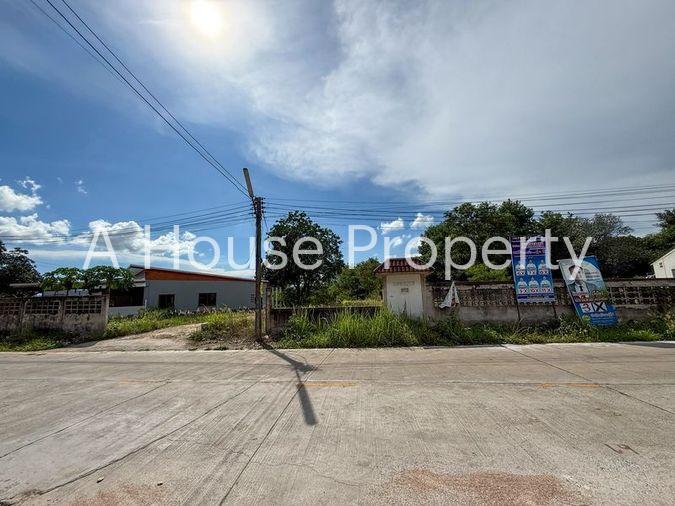 รูป ขายที่ดินนาพร้าว ศรีราชา แปลงสวย หมู่บ้าน คอนโด รายล้อม - รูปที่ 2/14