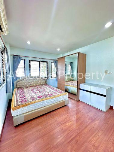 รูป ขายบ้านเดี่ยว 2 ชั้น โครงการ มบ. โกลเด้นปาร์ค ศรีราชา ชลบุรี - รูปที่ 14/19