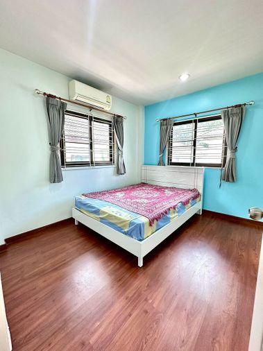 picture For sale: 2-storey detached house, Golden Park Village project, Sriracha, Chonburi - 10/19