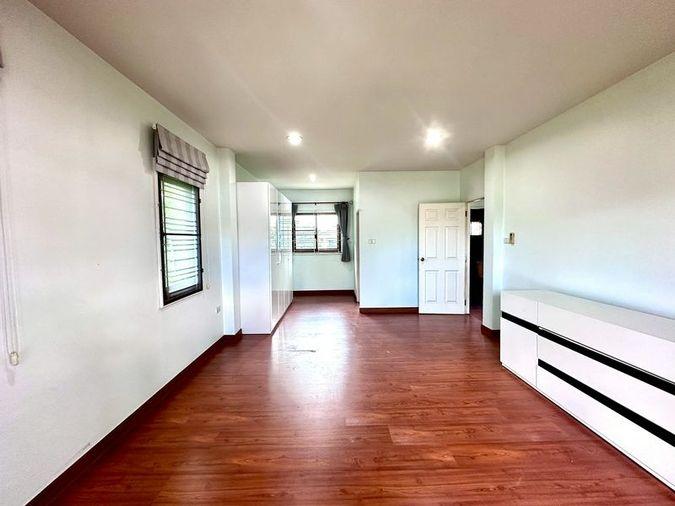 picture For sale: 2-storey detached house, Golden Park Village project, Sriracha, Chonburi - 12/19
