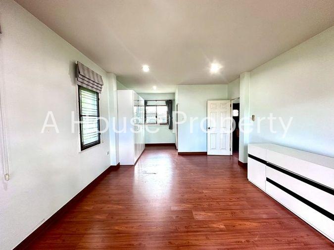 picture For sale: 2-storey detached house, Golden Park Village project, Sriracha, Chonburi - 12/19