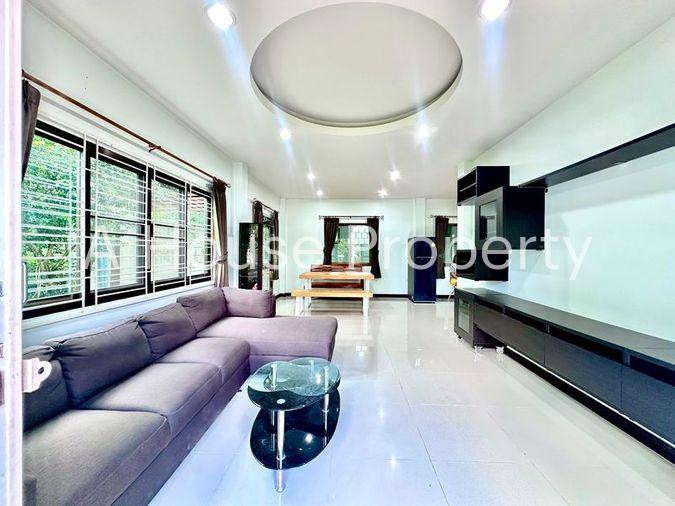 picture For sale: 2-storey detached house, Golden Park Village project, Sriracha, Chonburi - 2/19
